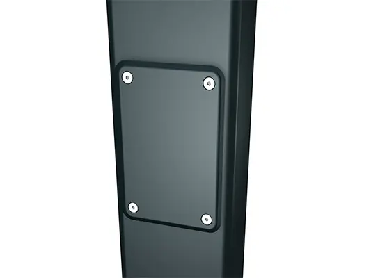 PREFA Quadratrohr mit Reinigungsöffnung, erhältlich in den Größen 80 und 100 mm, ermöglicht eine einfache Wartung und Reinigung von Dachentwässerungssystemen. Die integrierte Reinigungsöffnung sorgt für einen unkomplizierten Zugang und erleichtert die Entfernung von Ablagerungen.